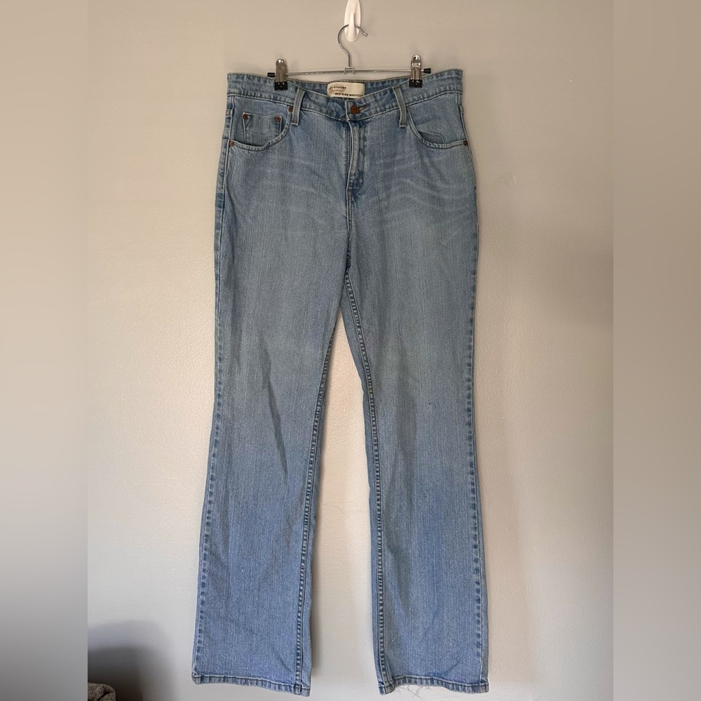Levi Strauss Signature Mid Rise Bootcut Jeans